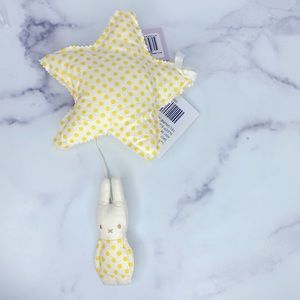 NWT BUNNY AND STAR CRIB / STROLLER PULL TOY MUSICAL STAR PLAYS LET IT BE 🎵